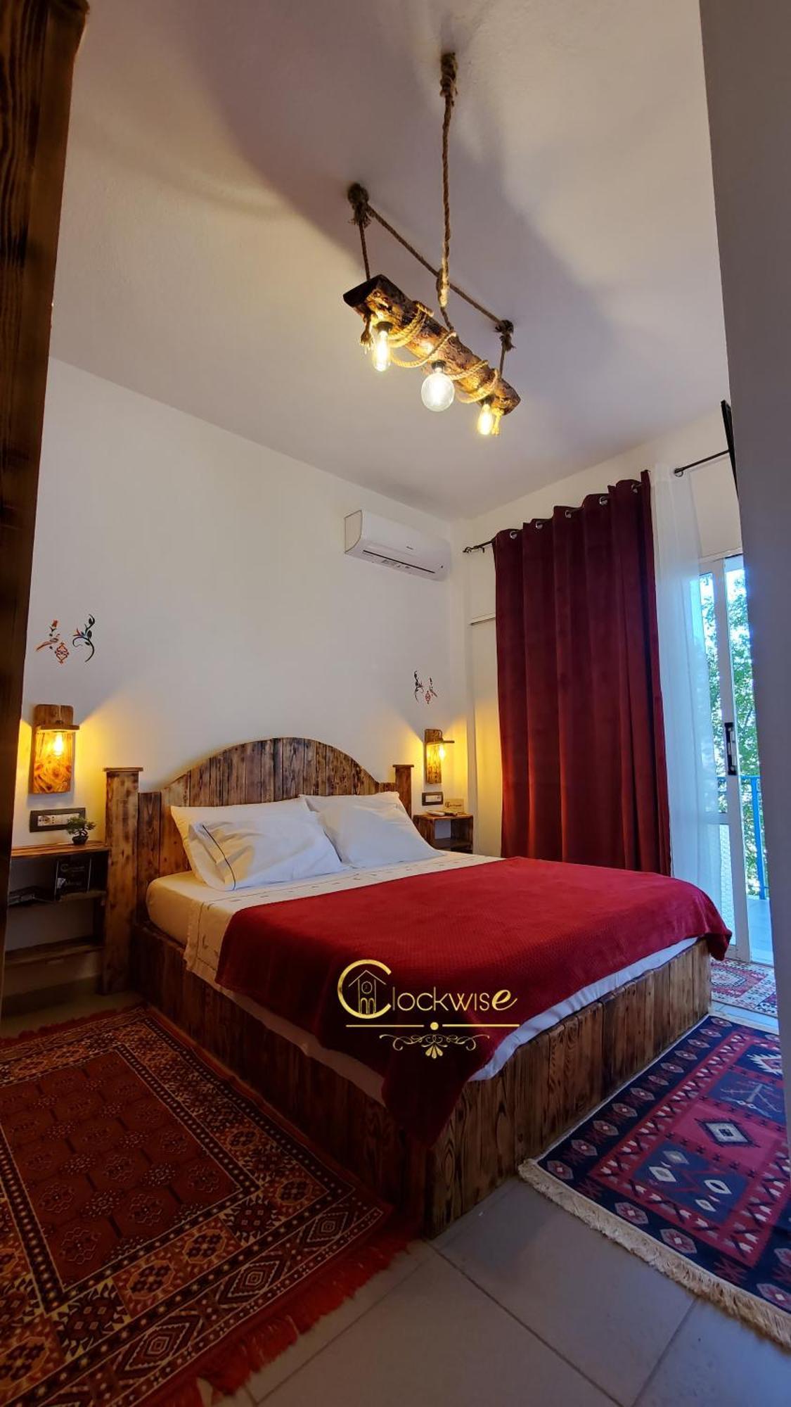 Clockwise Guestrooms Gjirokastër Exterior foto